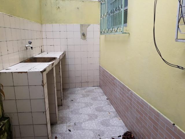 Alugo Casa no Parque 10 com 1 Quarto, Fica bem no Centro do Parque 10 - Foto 10