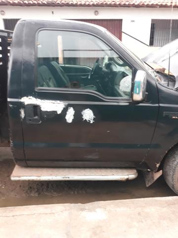 Vende-se ou troca uma caminhonete F250 - Foto 3