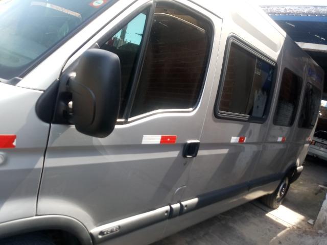 Vendo master 2013 16 lugares executiva - Foto 2