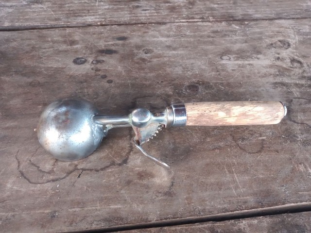 Colher sorveteiro antiga  - Foto 2