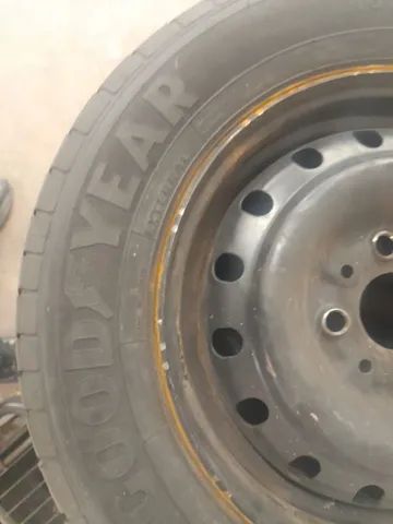 Pneus Goodyear completo com rodas  - Foto 2