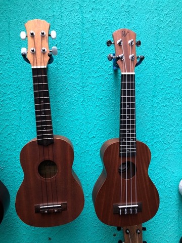 Ukulele deals soprano olx