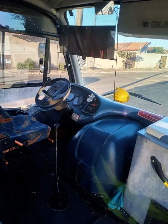 Micro ônibus Mercedes Benz LO 915- rodoviário  - Foto 2