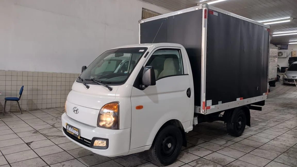 Mega feira de utilitários vuc Kia bongo Hyundai HR baú seco refrigerado carroceria