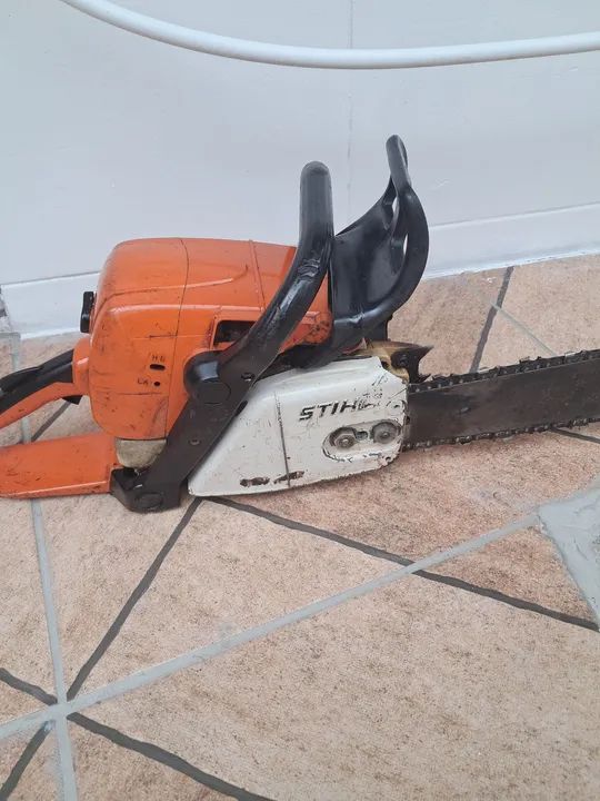 Vendo motosserra 310 Sthill sabre grande por 400 reais wats * com nota fiscal  - Foto 2