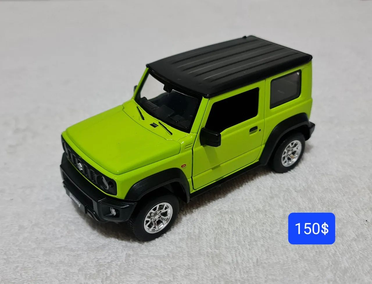 Carrinho miniatura Susuki Jimny 