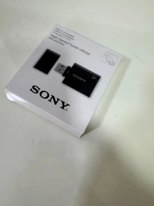 Leitor de cartão original Sony modelo MRWS1/T1 alta velocidade  na caixa e perfeito  - Foto 4