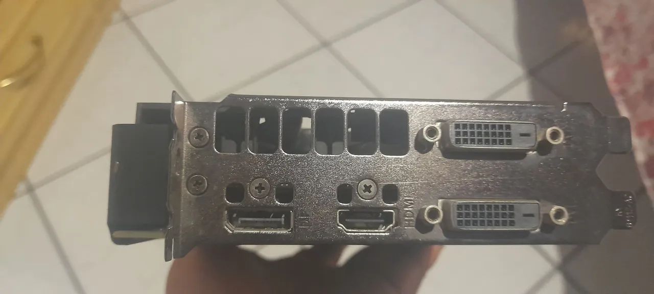 Placa de video ROG STRIX RX570 4G - Foto 2