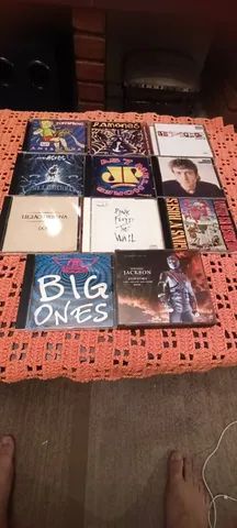 Lote com 110 CDs originais - Alguns são verdadeiras Relíquias preço super baixo aproveite