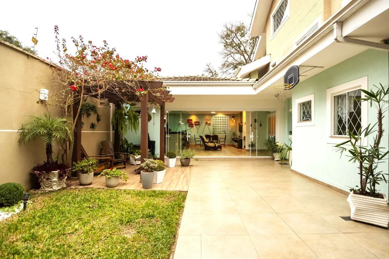 Casa à venda em condomínio em Santa Felicidade ARYA1