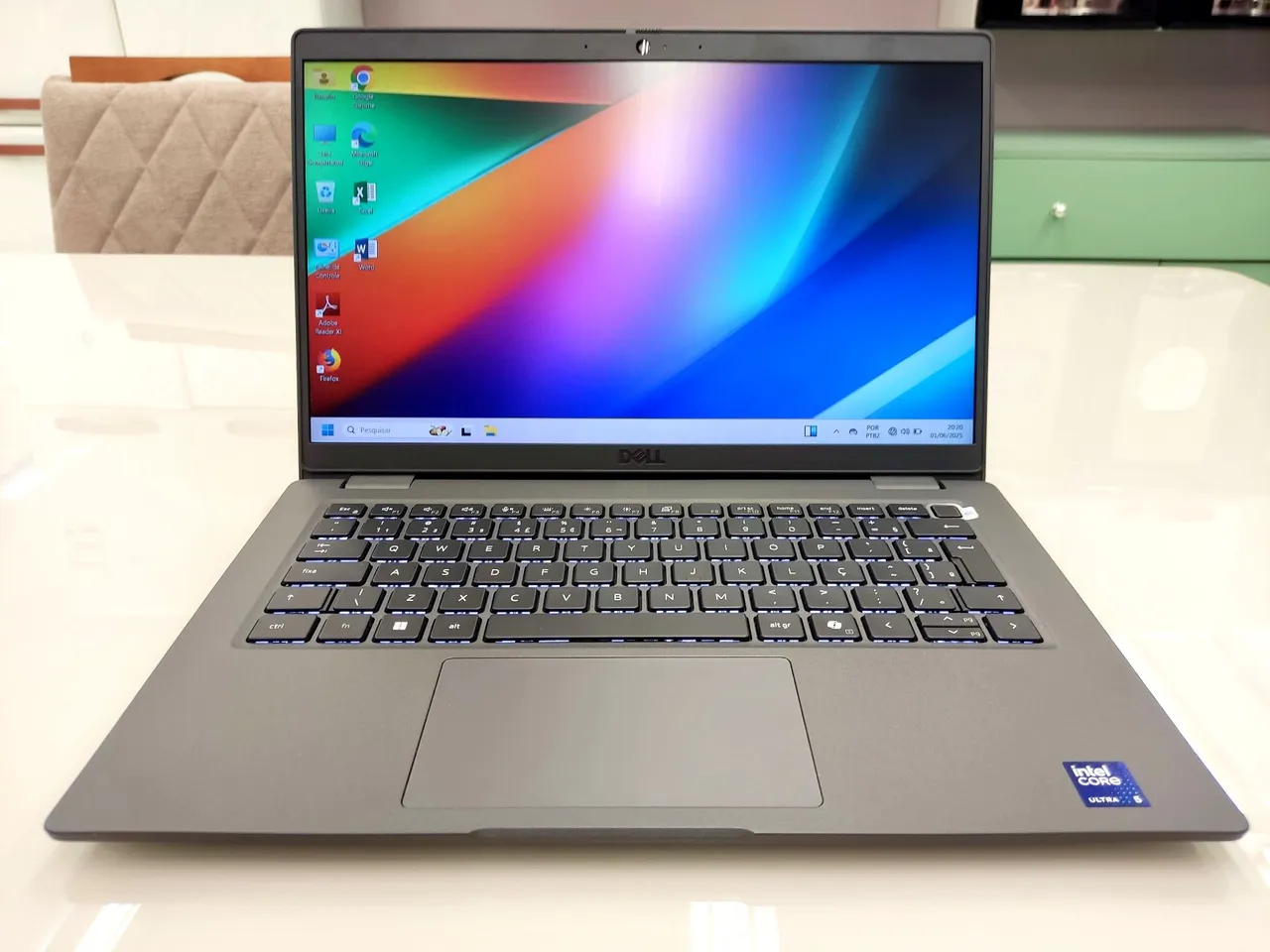 NOTEBOOK DELL ULTRA 5 / 16GB DE RAM DDR5/ TECLADO RETRO ILUMINADO + IA 