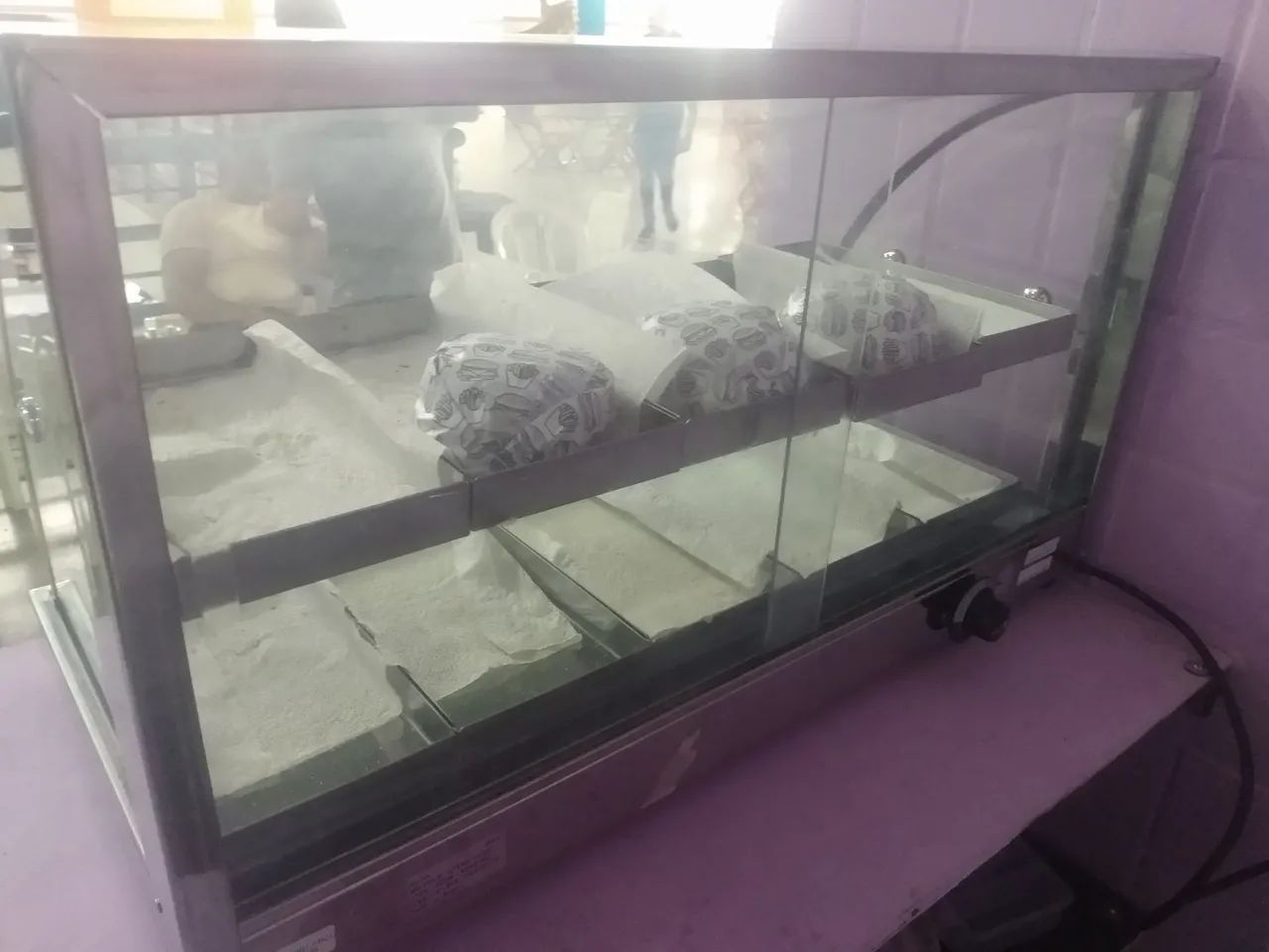 Estufa para salgados Vitrine expositora para Padaria Lanchonete - Foto 3