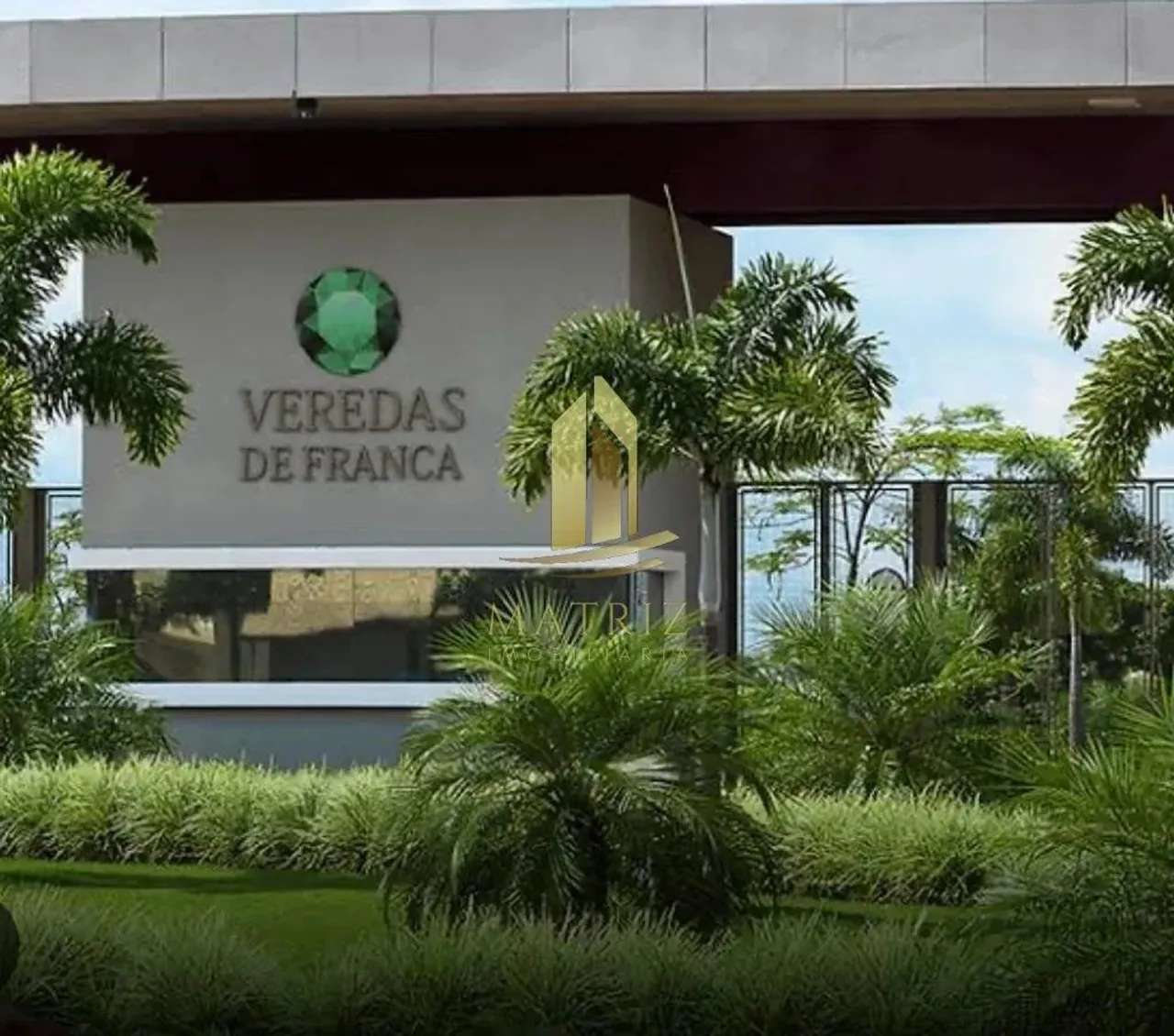 TERRENO EM CONDOMÍNIO FECHADO VEREDAS