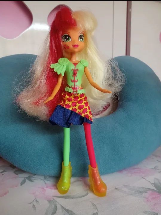 Boneca My Little Pony Rainbow Dash - Estilo Rock - Foto 6