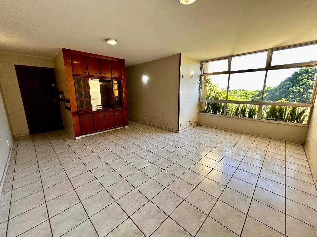 Venda de Apartamento na SQS 207 - Arquitetura Única no Plano Piloto