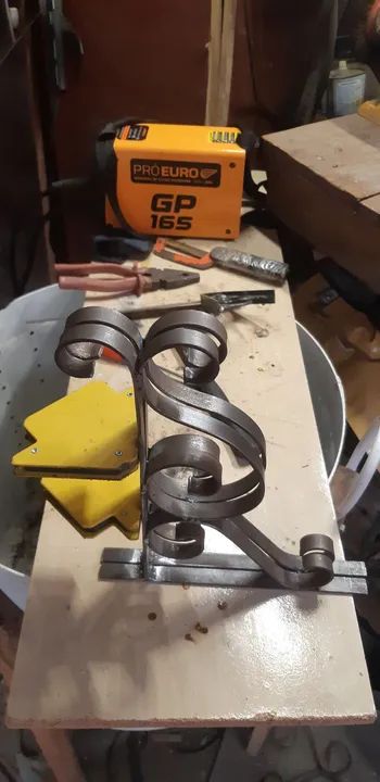 Suporte de Parede Decorativo em Metal - Foto 4