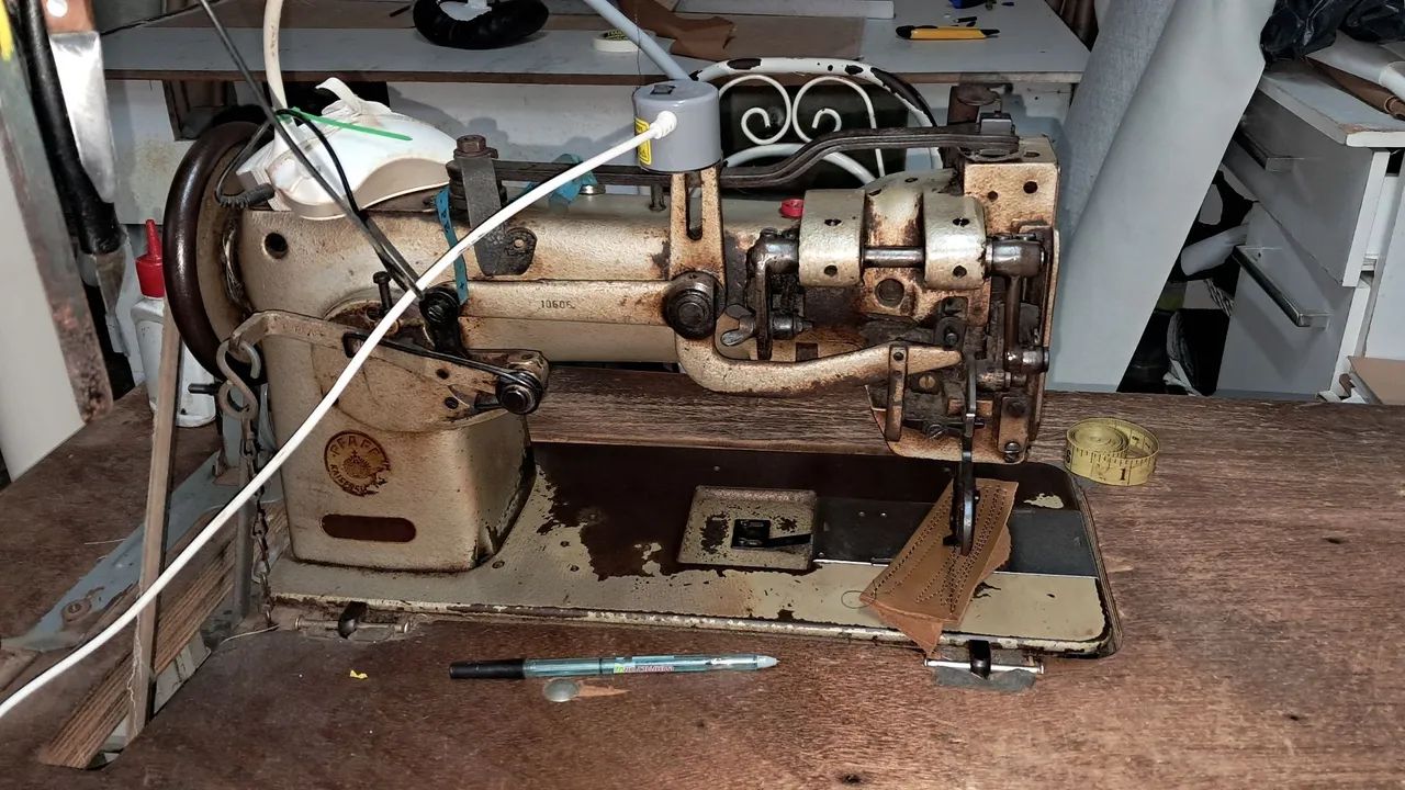 Máquina de costura industrial - Foto 2