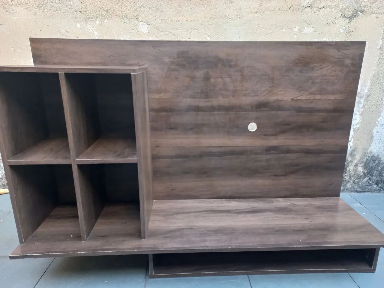 Painel para TV com nichos e prateleira - Foto 3