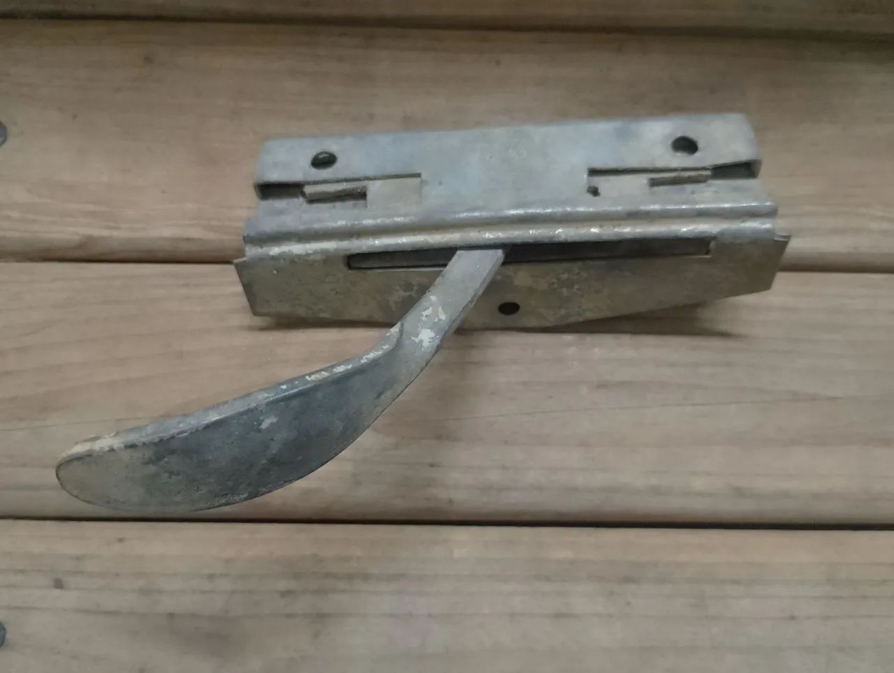 Fechadura porta lateral Kombi antiga  - Foto 4
