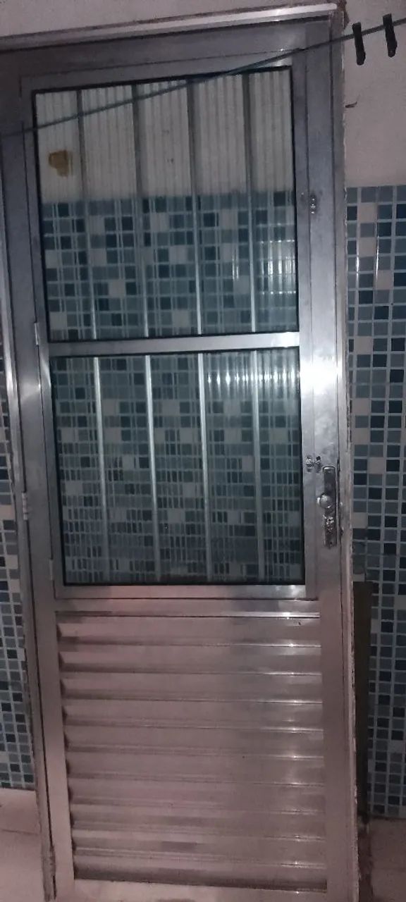 Porta de Alumínio com Vidro