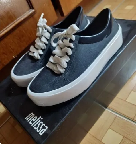 Melissa Street Preto e Branco