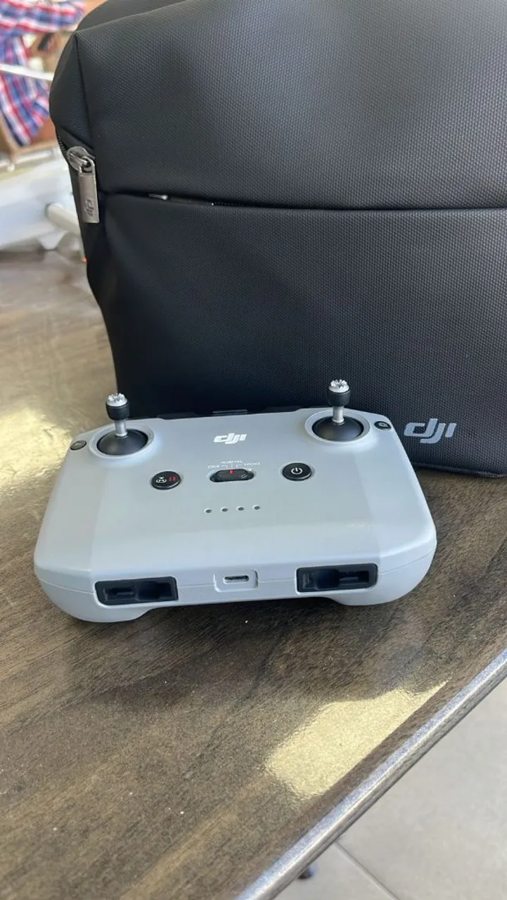 Controle Remoto DJI rc2 serve em mini 2 3 e air2