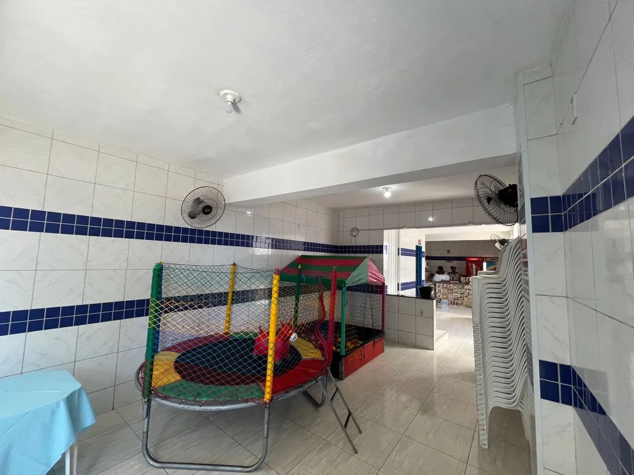 Casinha de bolas e pula-pula  - Foto 3