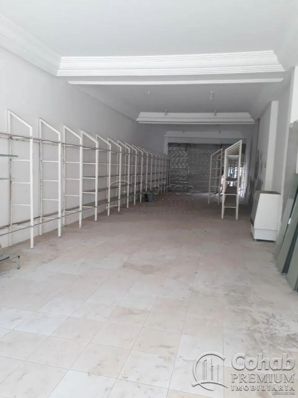 Ponto Comercial à Venda no Centro 210m²