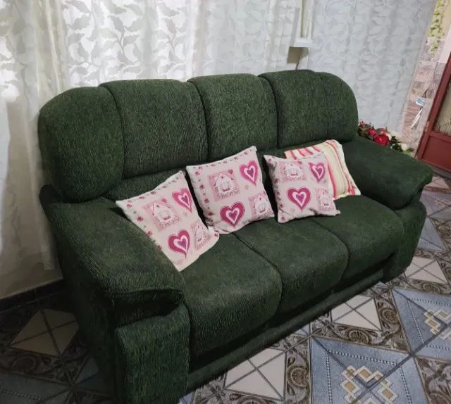 Jogo de sofás de 3 e 2 lugares - Foto 2