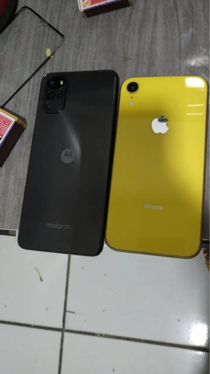 iphone xr e moto g22
