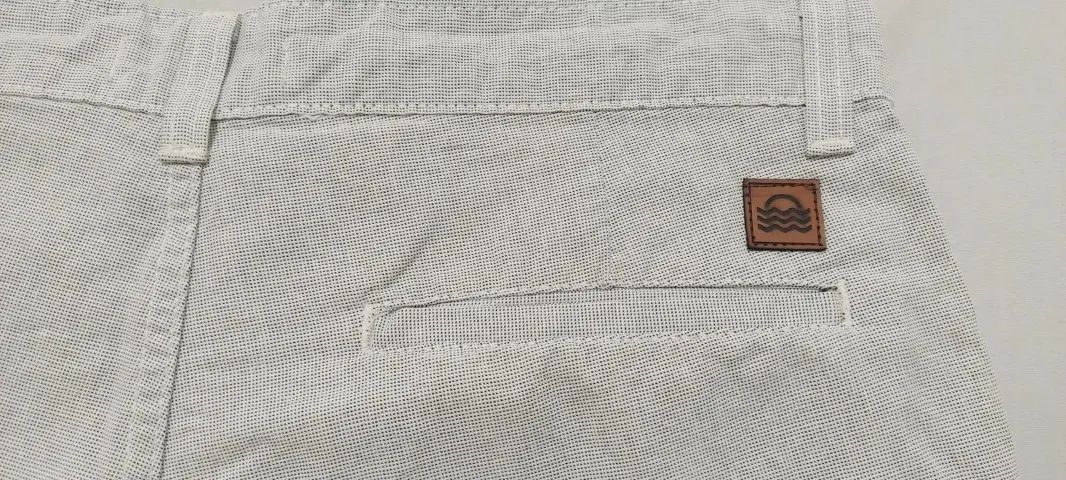 Bermuda | Pool Jeans | Tamanho 44 | Branco com bolinhas - Foto 4