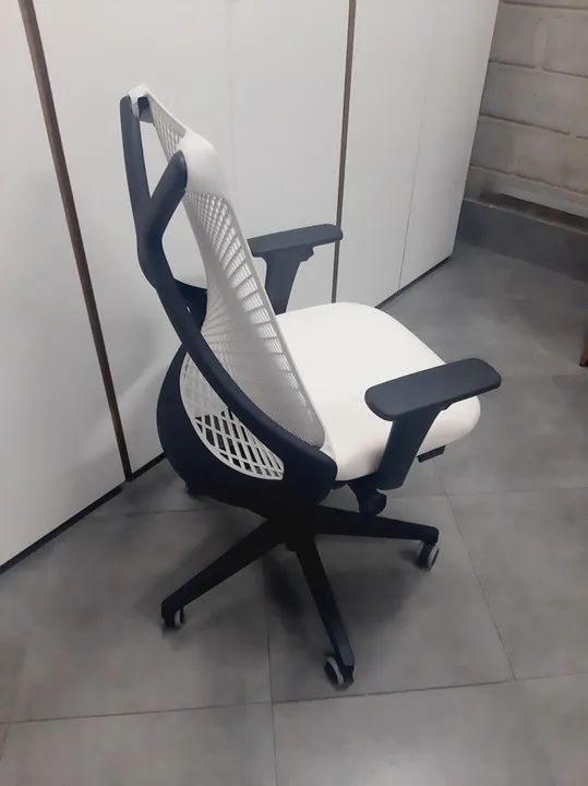 Cadeira Ergonômica Branca - Foto 2