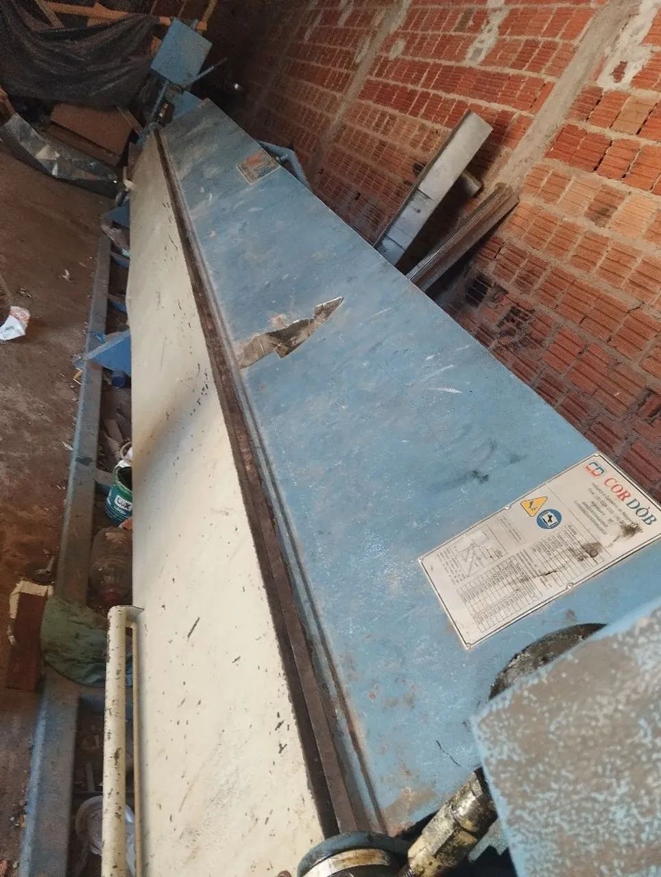 Dobradeira de Chapas Usada