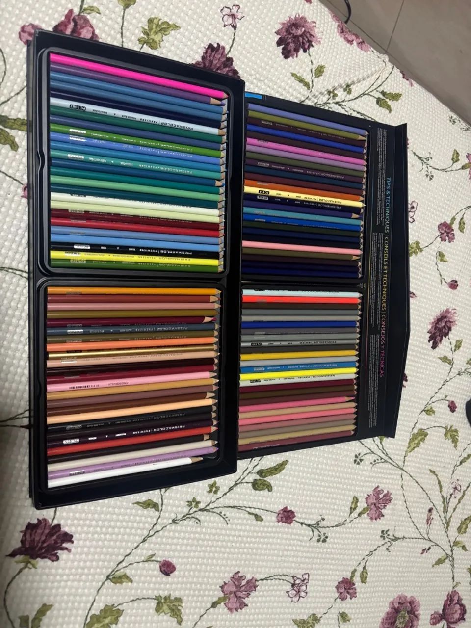 Lápis de cor Prismacolor Premier 150 cores - Foto 2