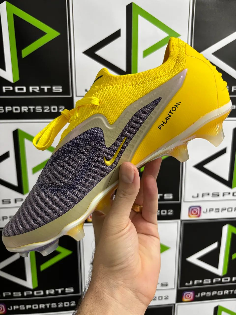 Chuteira Nike  - Foto 2