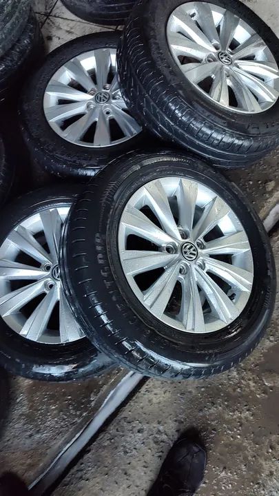 aro 15 c pneus semi novos <br><br> - Foto 2