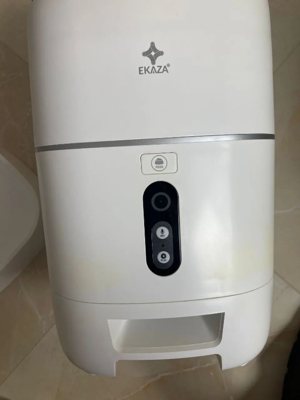 Alimentador Inteligente para cães 6L64313865844353124