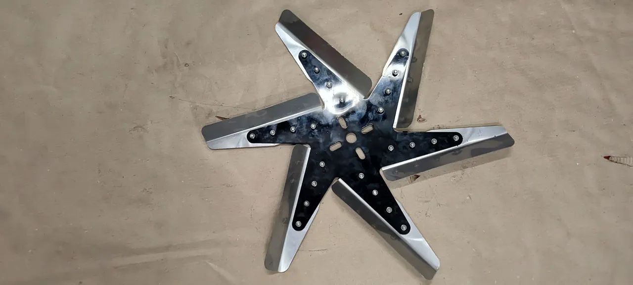 Hélice do motor radiador 6pás 17"Opala caravamV8 - Foto 2