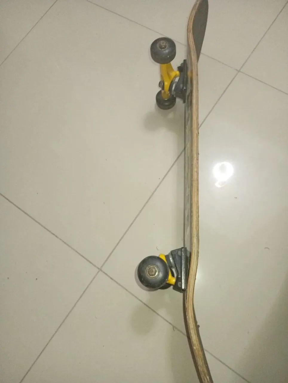 Skate usado em bom estado com poucos arranhões  - Foto 3