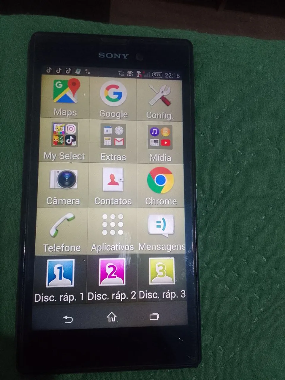 Telefone sony funcionando perfeitamente.
