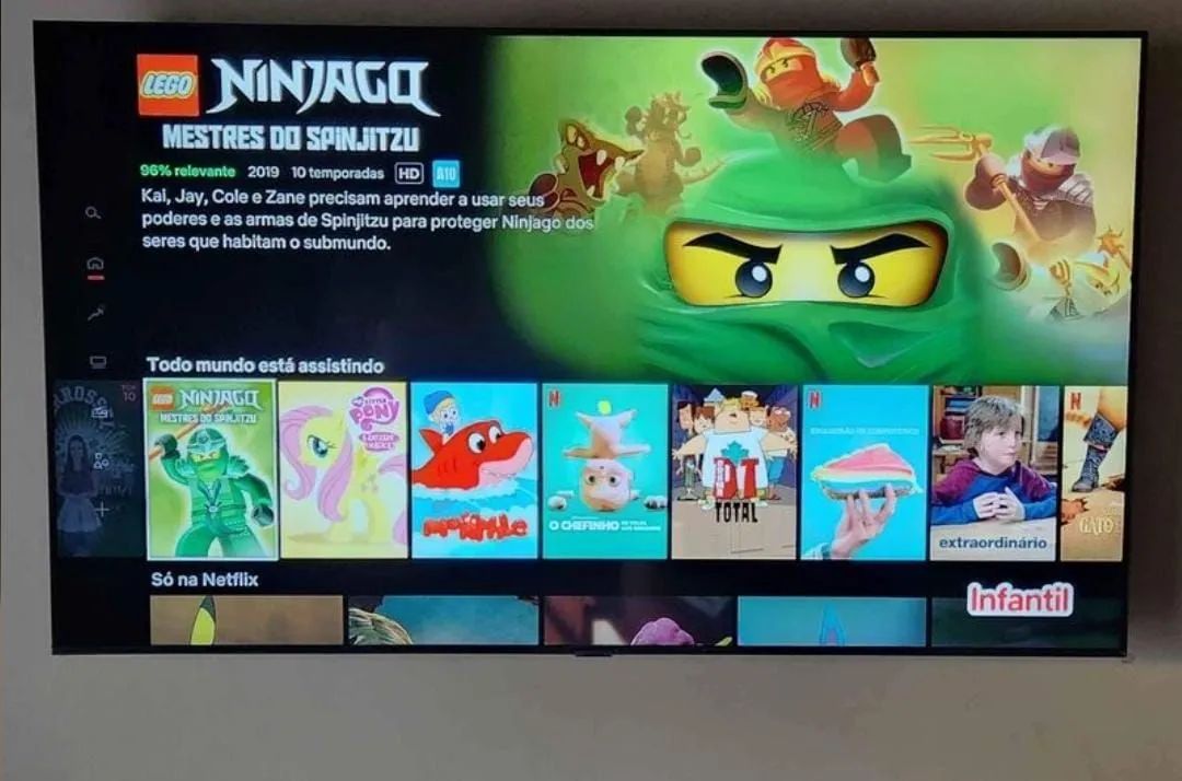 Smart tv 43 UHD 4K Crystal Borda infinita aceito cartão faço entrega  - Foto 4