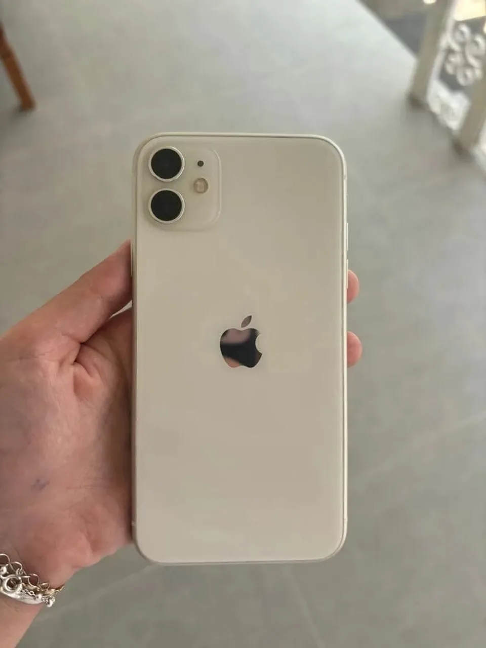 iPhone 11 | 64gb - Seminovo