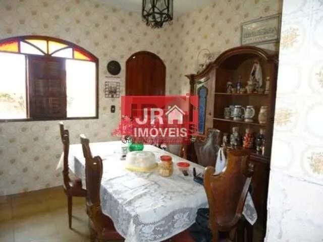 Imóvel para venda possui 412 metros quadrados com 5 quartos - Foto 2