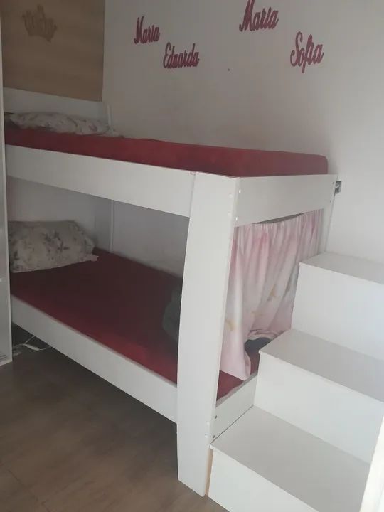 Beliche branco em perfeito estado MDF