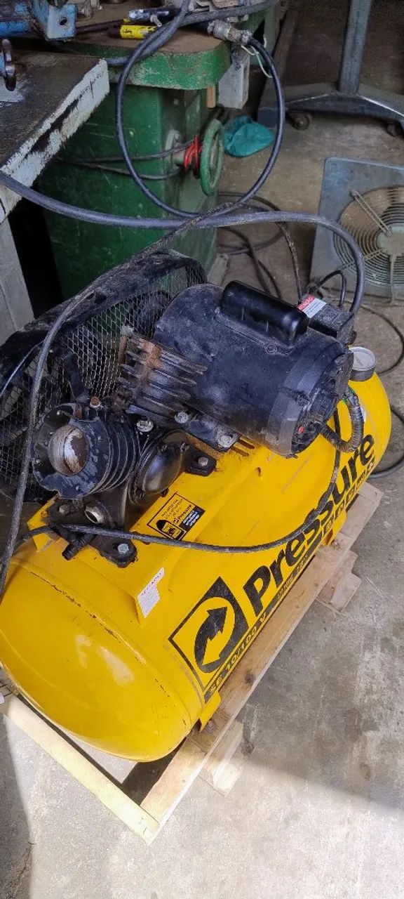 Serra circular esquadrejadeira motor 3cv máquinas para marcenaria LEIA O ANÚNCIO  - Foto 2