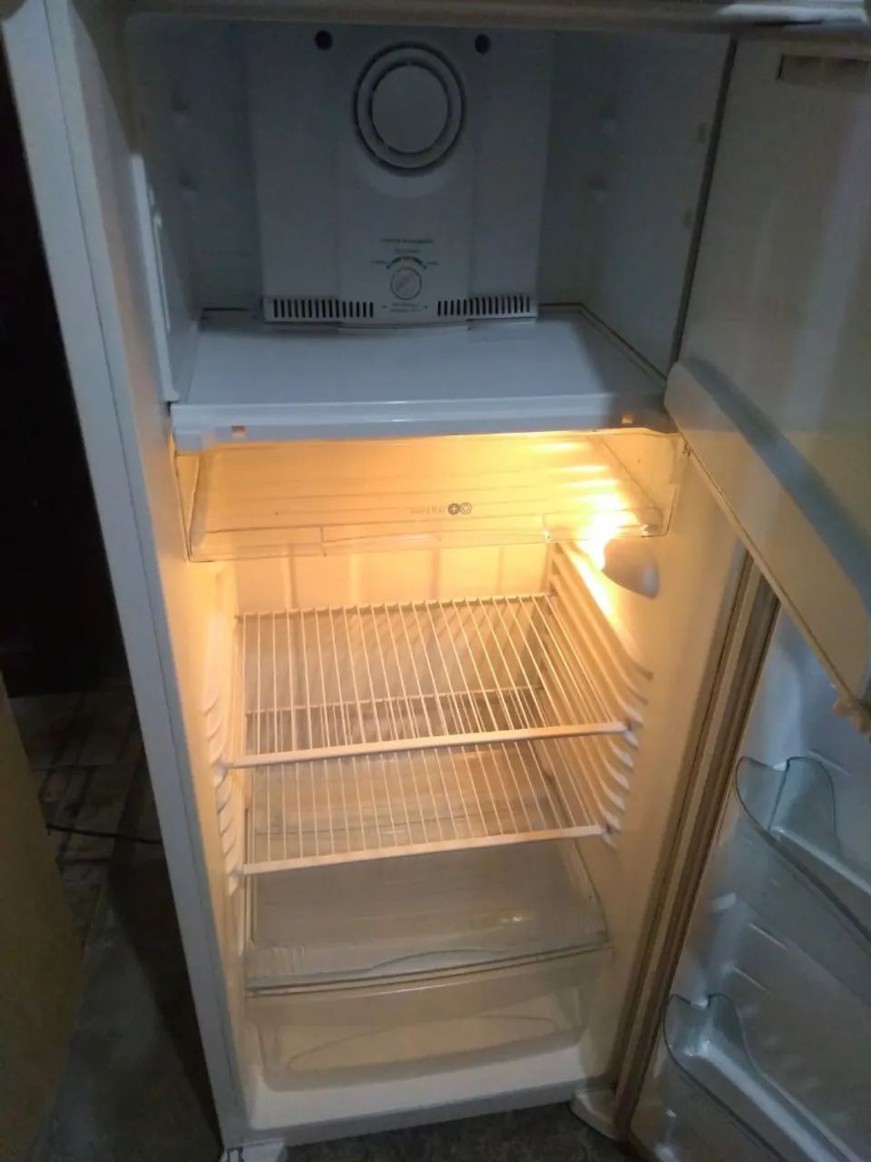 Geladeira Frost Free em ótimo estado! - Foto 5