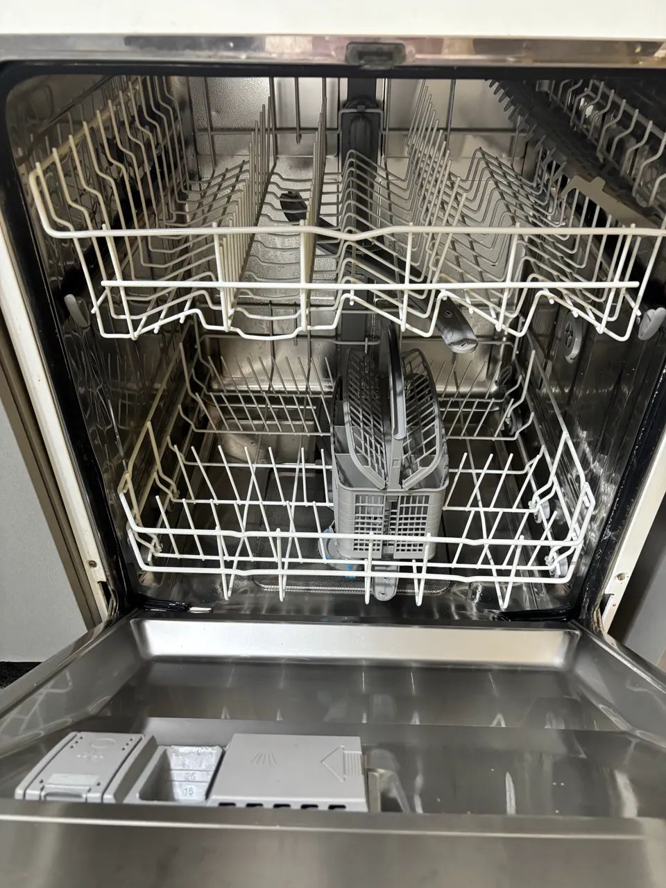 Lava louça Bosch com defeito