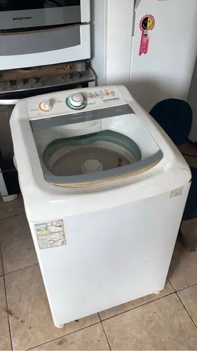Máquina de Lavar cônsul 10kg com detalhe na tampa fora isso intacta 