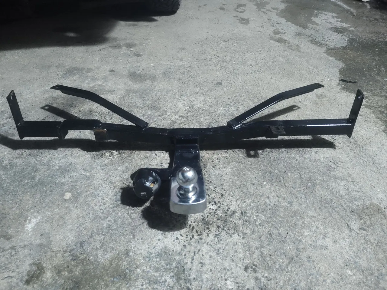 Engate para Carro - Fiorino baú modelo novo. 450.00