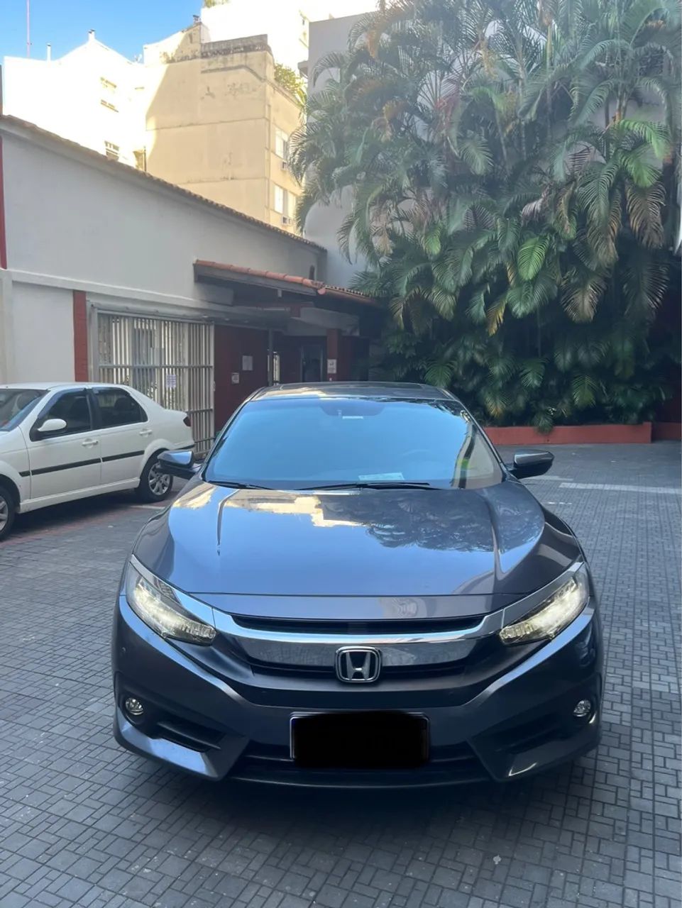 Honda Civic Touring 1.5 Turbo 2018 - 62.000 km - R$ 127.000,00